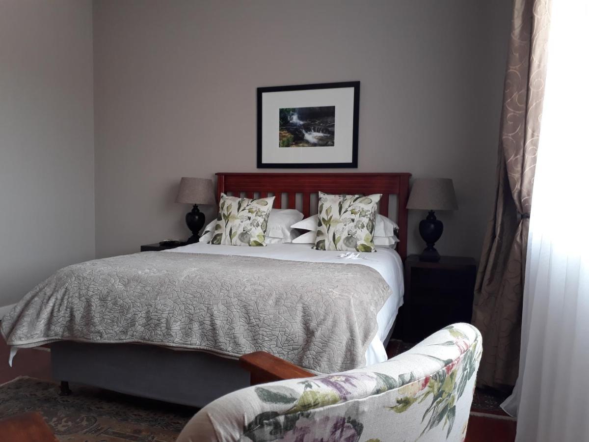 Harewood Lodge East London Extérieur photo